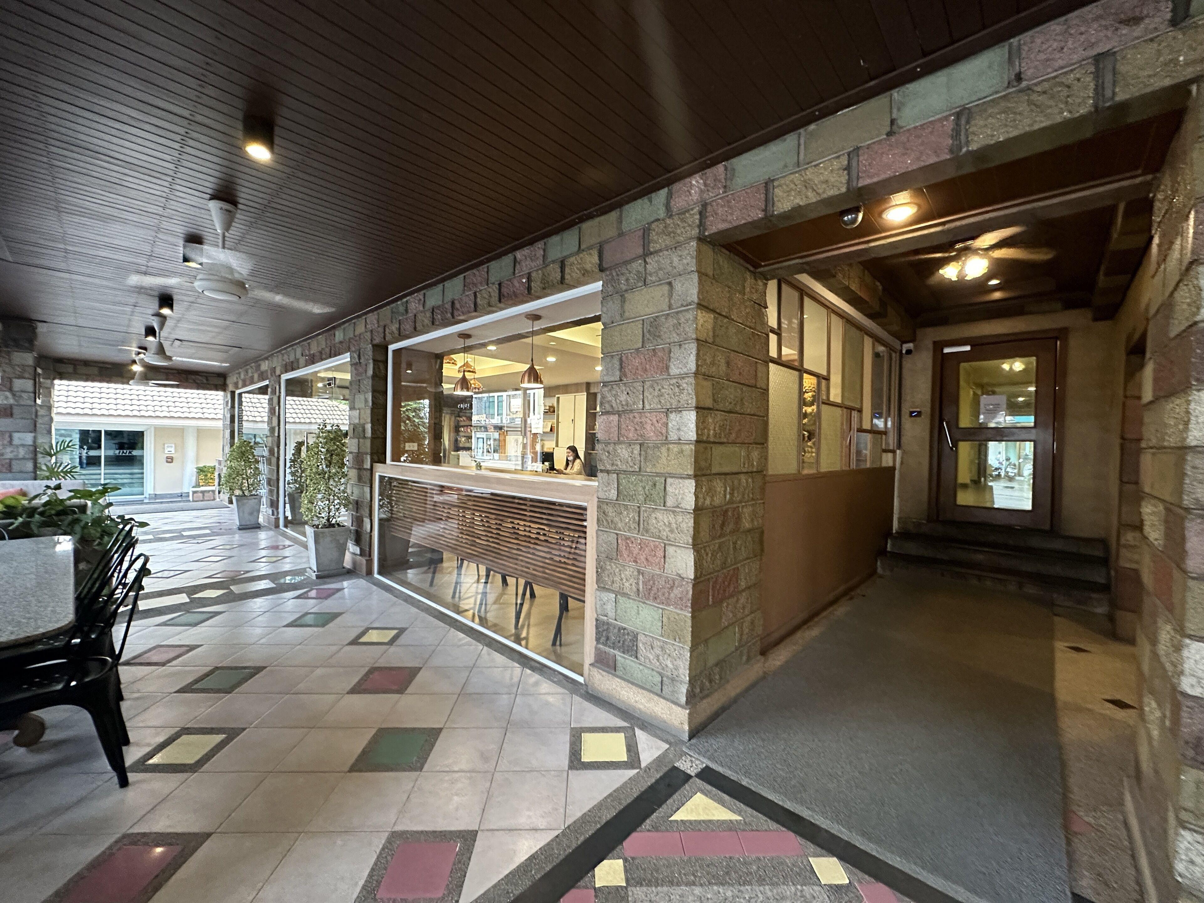 Link Mansion — Photos 3